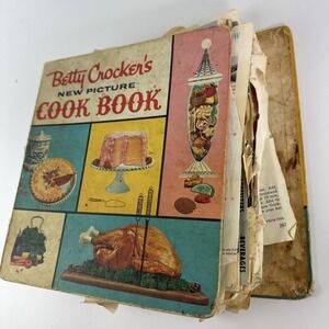 Betty Crocker's New Picture Cook Book 1961 1st Edition 6th Printing Well Loved